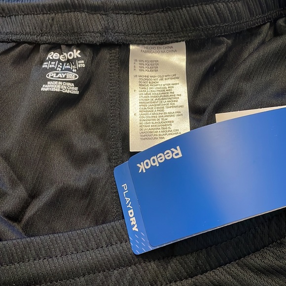 Reebok men’s shorts 1 black 1 grey sold together size 6xl - Picture 4 of 4